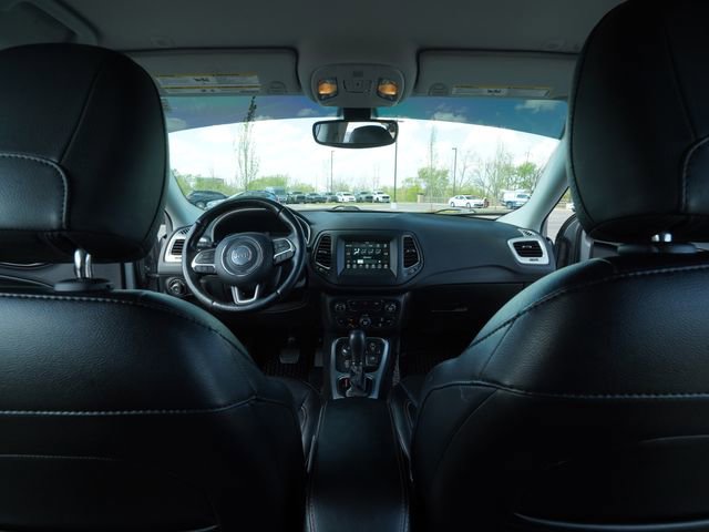 Used 2020 Jeep Compass Latitude w/ Cold Weather Group AWD/4WD image 24