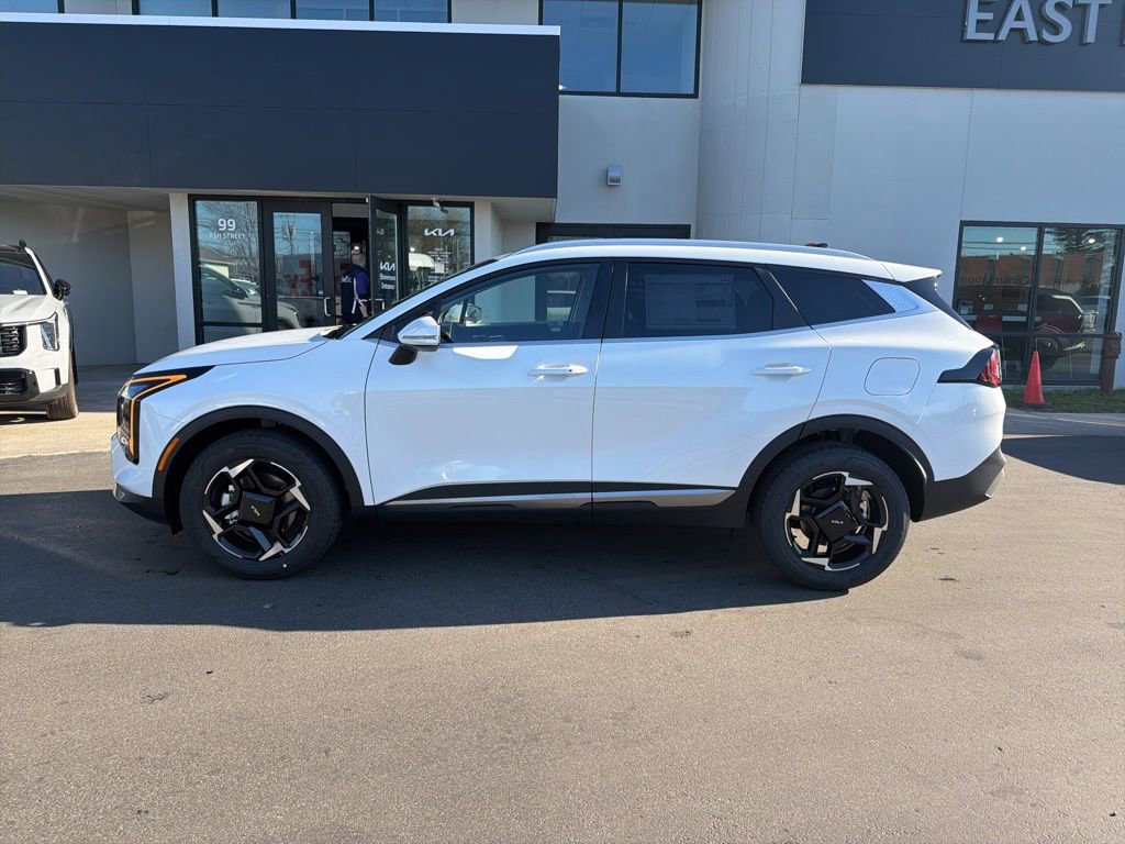 New 2026 Kia Sportage EX AWD/4WD image 2