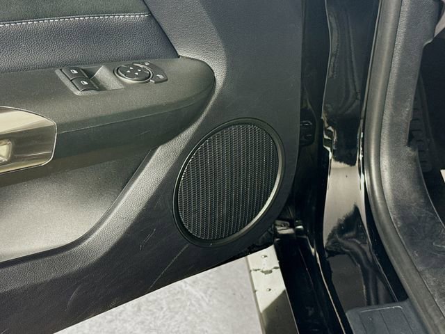 Used 2016 Ford Mustang Shelby GT350 w/ Technology Package image 21