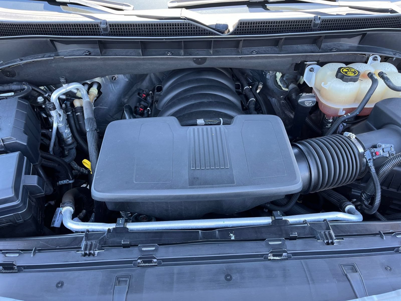 Used 2023 GMC Yukon Denali RWD image 34