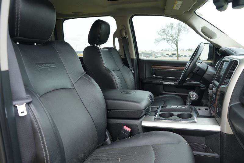 Used 2014 RAM 3500 Laramie w/ Convenience Group image 17