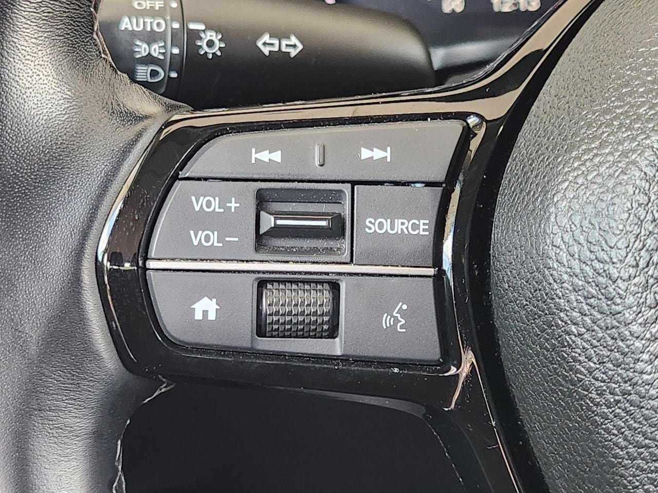 Certified 2023 Honda Civic EX image 27