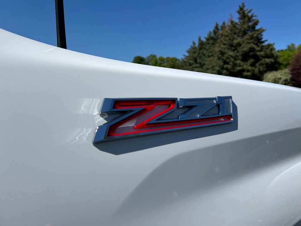 Used 2024 Chevrolet Silverado 3500 LTZ w/ LTZ Convenience Package image 28