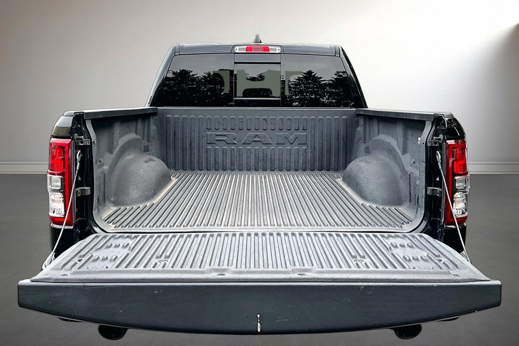 Used 2020 RAM 1500 Big Horn AWD/4WD image 7