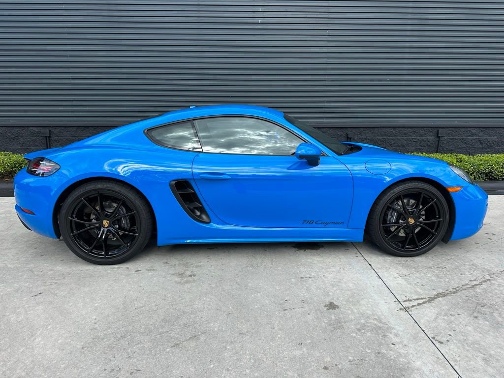 Used 2025 Porsche 718 Cayman image 20