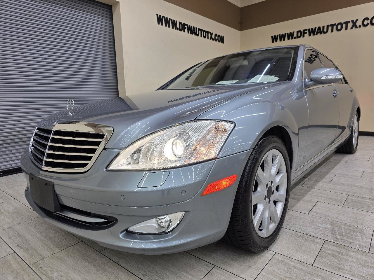 Used 2008 Mercedes-Benz S 550 image 2