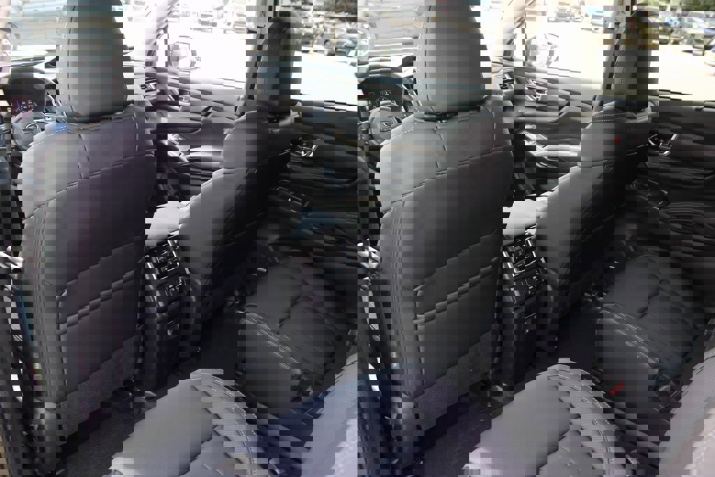 New 2025 Subaru Ascent Limited image 22