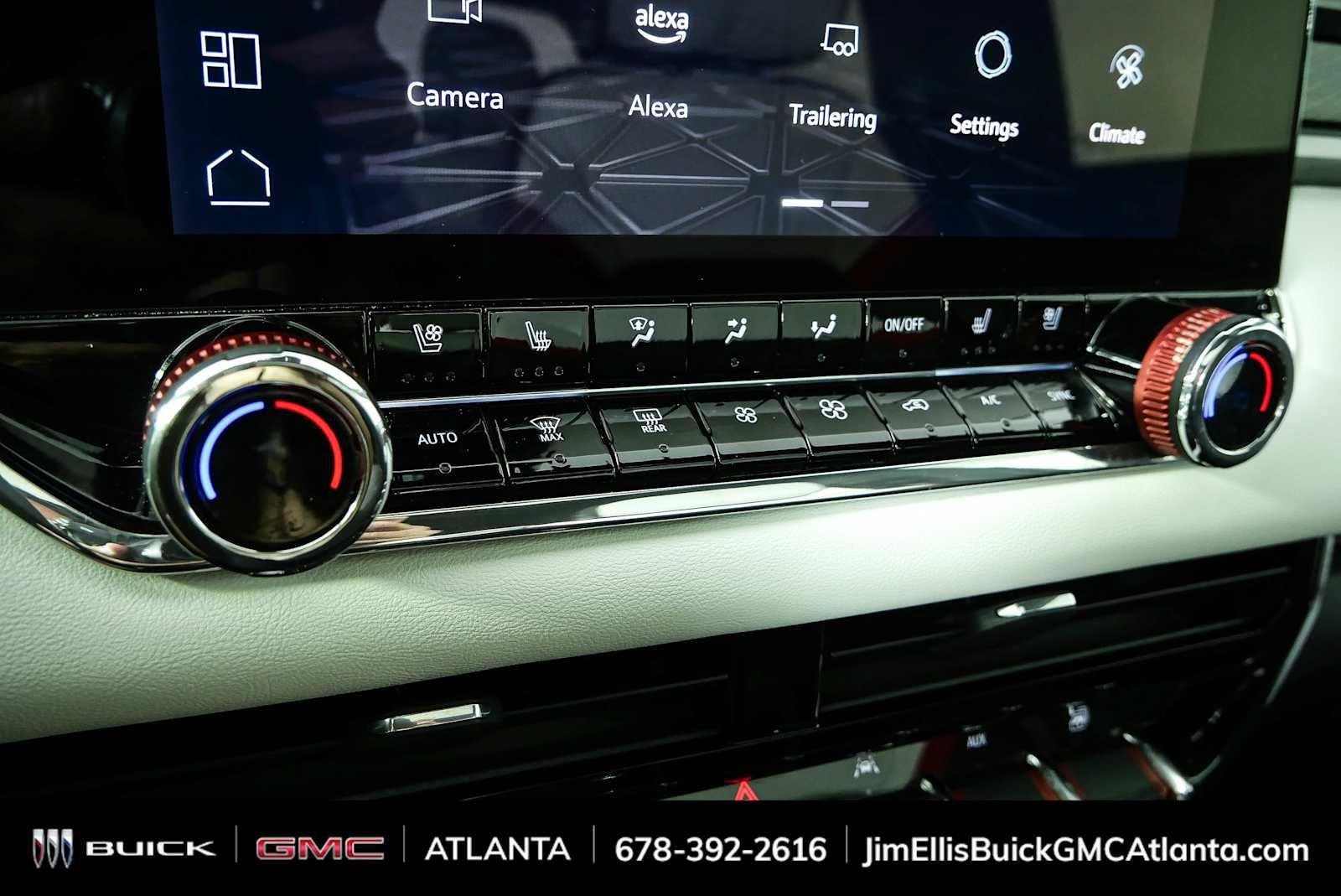Used 2024 GMC Canyon AT4X AWD/4WD image 17