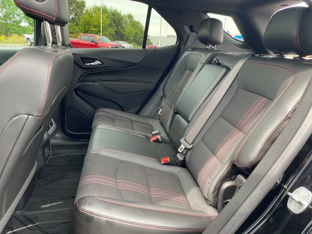 Used 2023 Chevrolet Equinox RS w/ LPO, Floor Liner Package FWD image 19