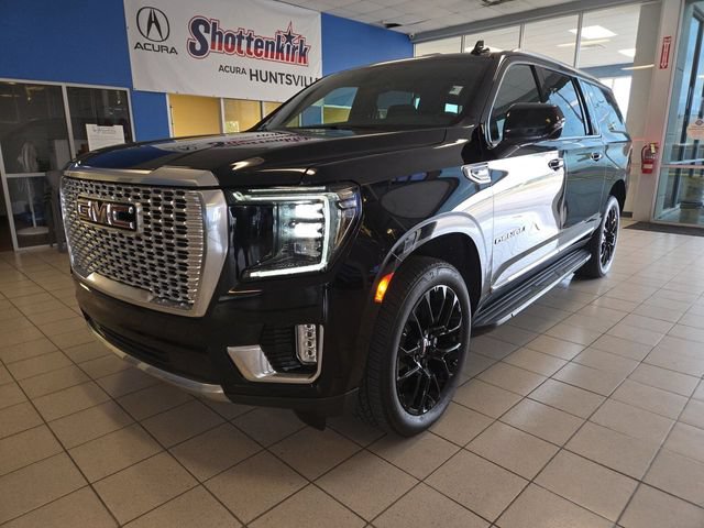 Used 2022 GMC Yukon XL Denali AWD/4WD image 4