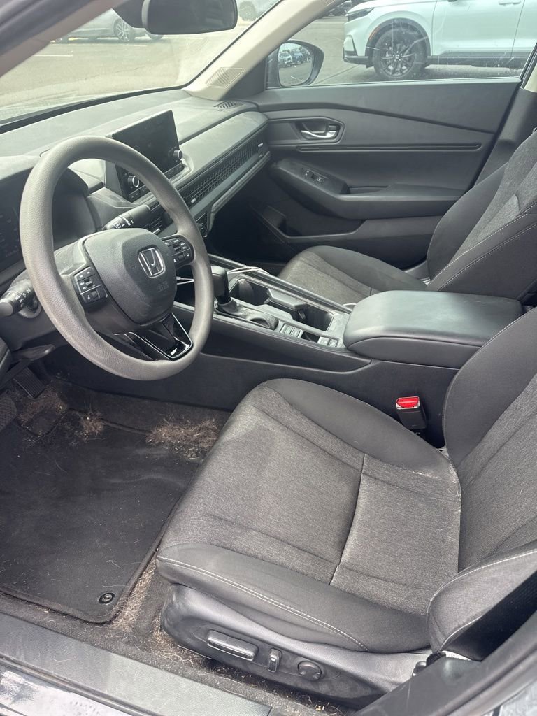 Used 2024 Honda Accord EX image 5