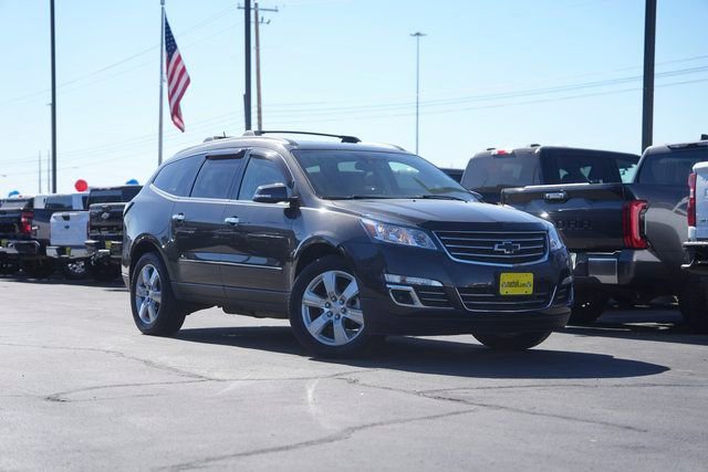 Used 2017 Chevrolet Traverse Premier image 2