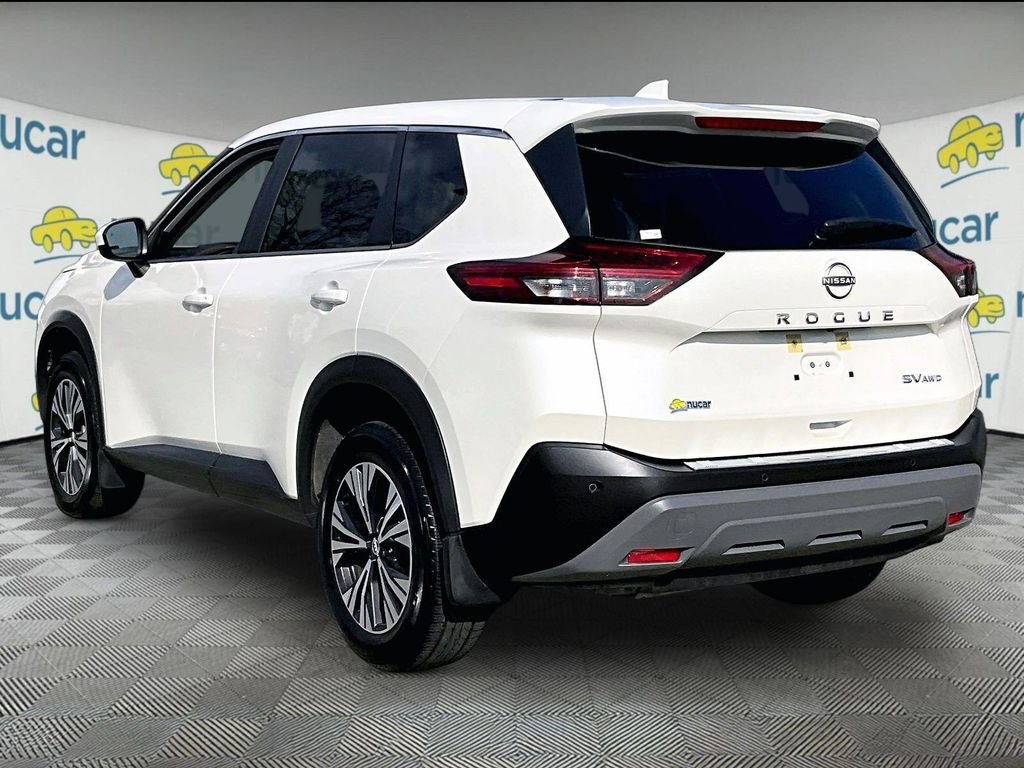 Used 2023 Nissan Rogue SV AWD/4WD image 4