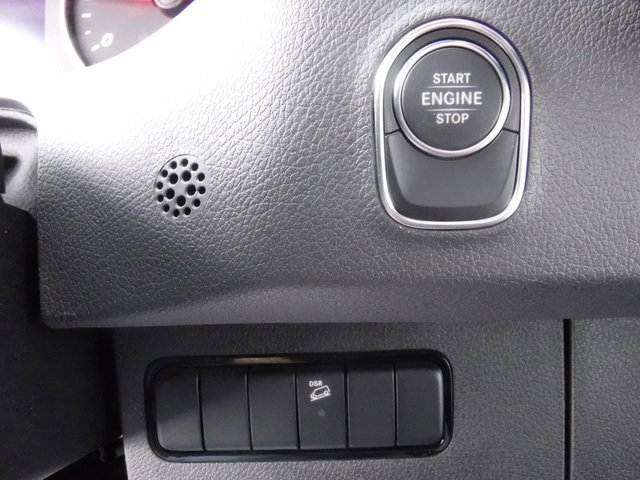 Used 2023 Mercedes-Benz Sprinter 3500 w/ Parking Package image 37