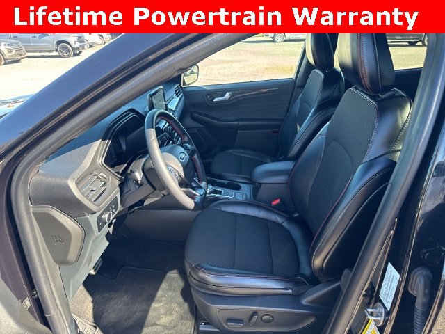 Used 2024 Ford Escape ST-Line image 2