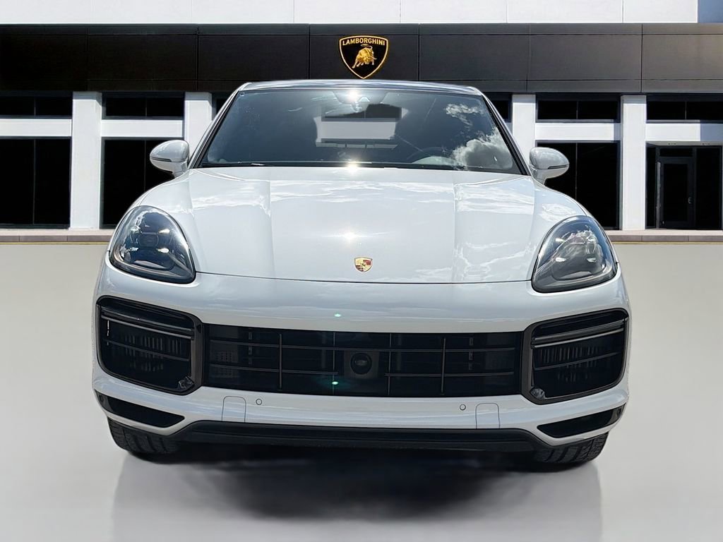 Used 2020 Porsche Cayenne Turbo image 8