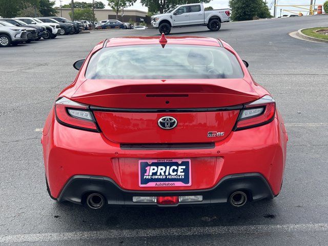 Used 2023 Toyota GR86 Premium w/ ALL Weather Mat Package (TMS) RWD image 6