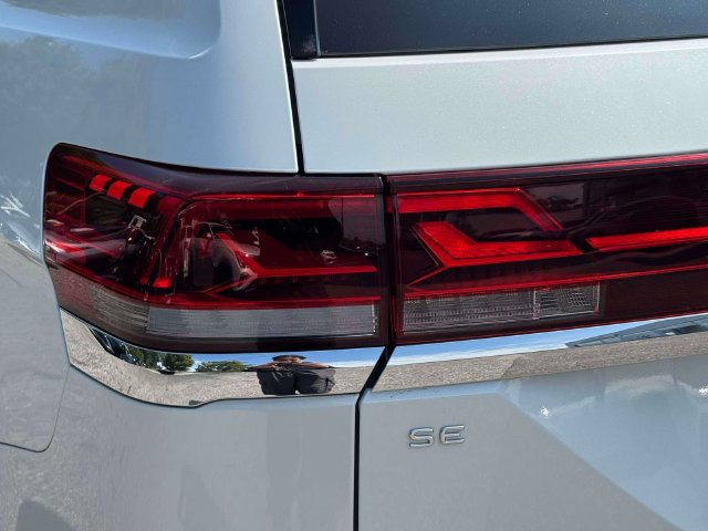 Certified 2026 Volkswagen Atlas SE w/ Panoramic Sunroof Package AWD/4WD image 9