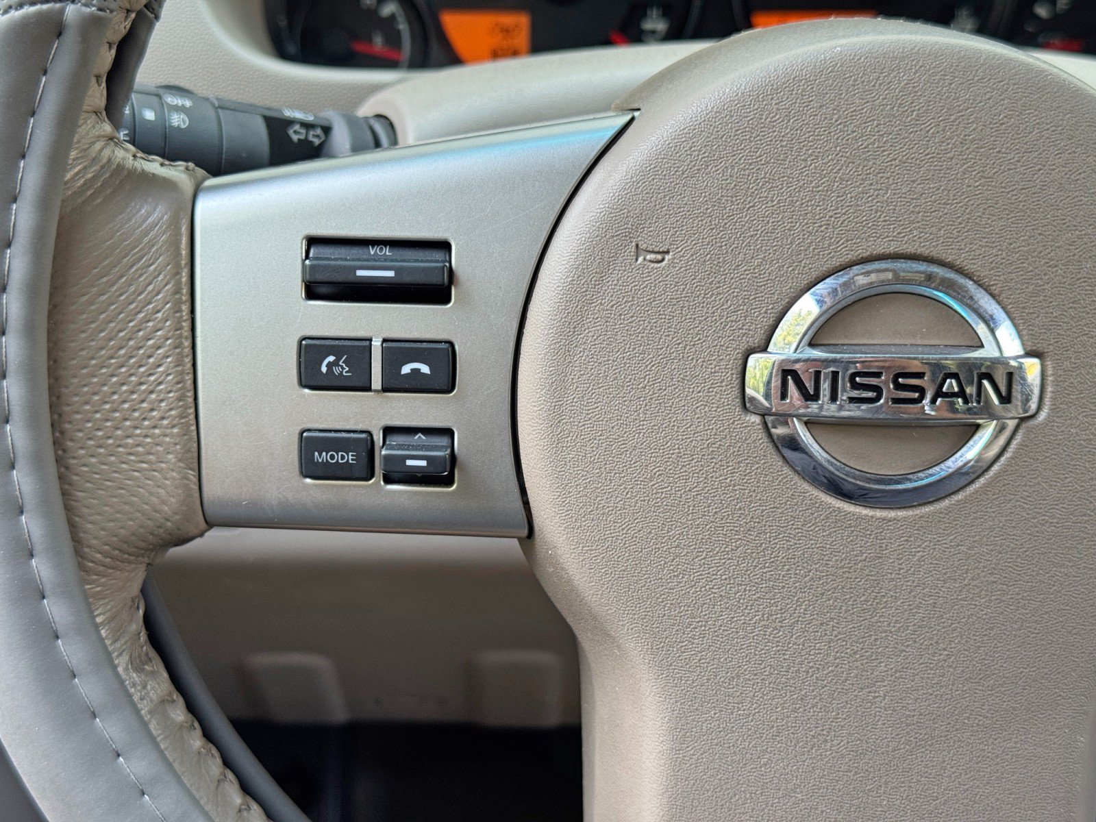 Used 2017 Nissan Frontier SV w/ SV Value Truck Package AWD/4WD image 19