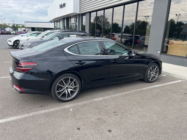 Used 2024 Genesis G70 2.5T AWD/4WD image 3