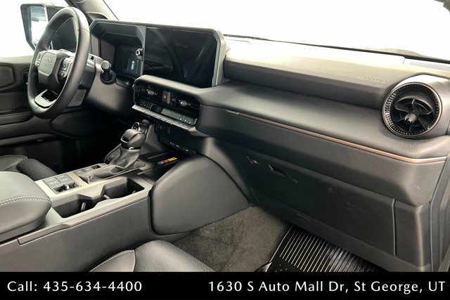 Used 2026 Toyota Land Cruiser w/ Premium Package AWD/4WD image 24