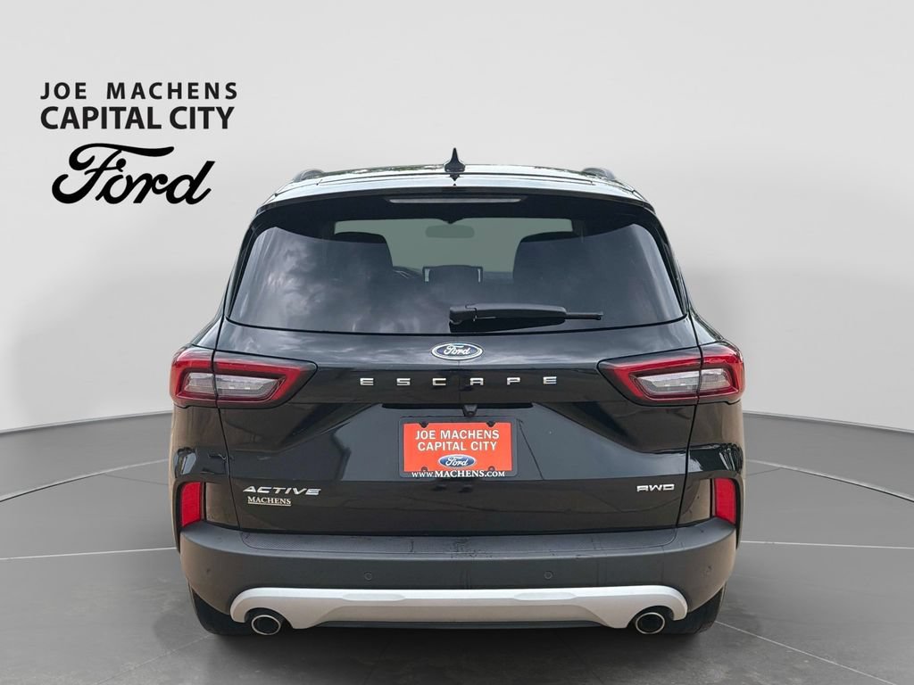 Used 2023 Ford Escape Active w/ Tech Pack #2 AWD/4WD image 6
