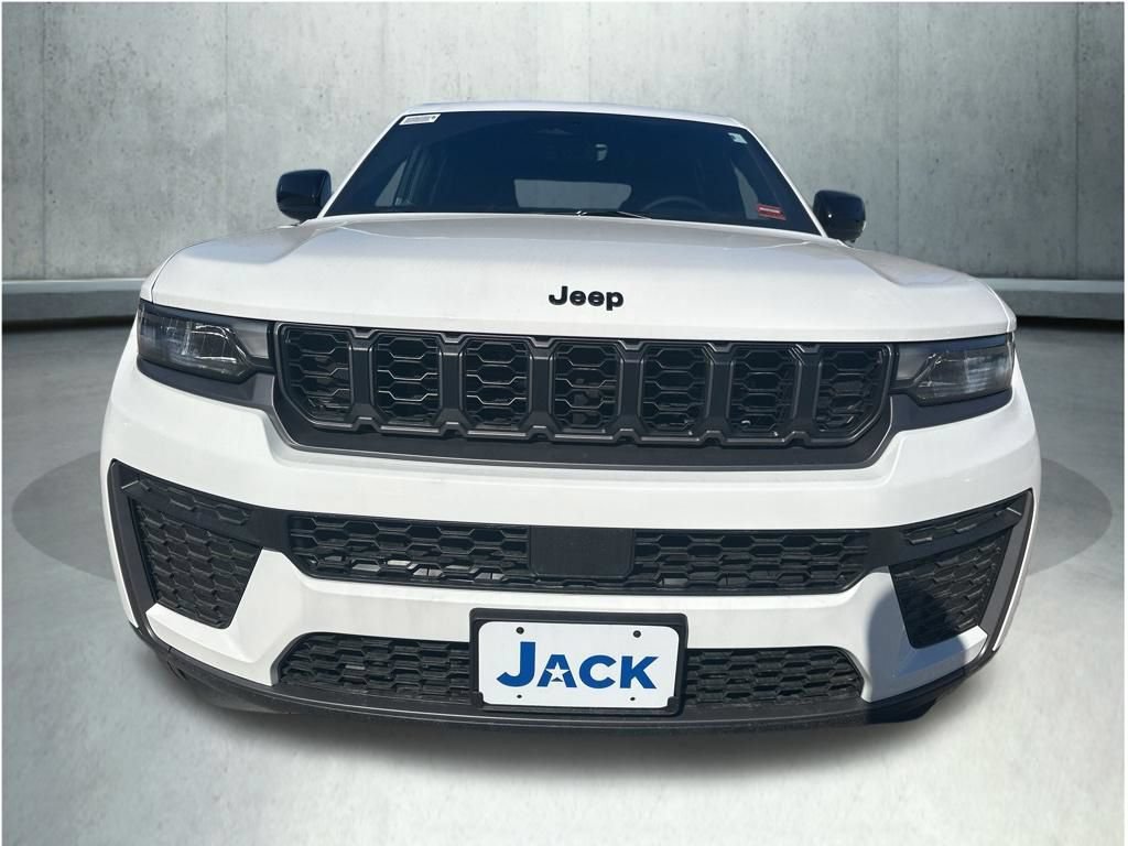 New 2026 Jeep Grand Cherokee Altitude AWD/4WD image 10