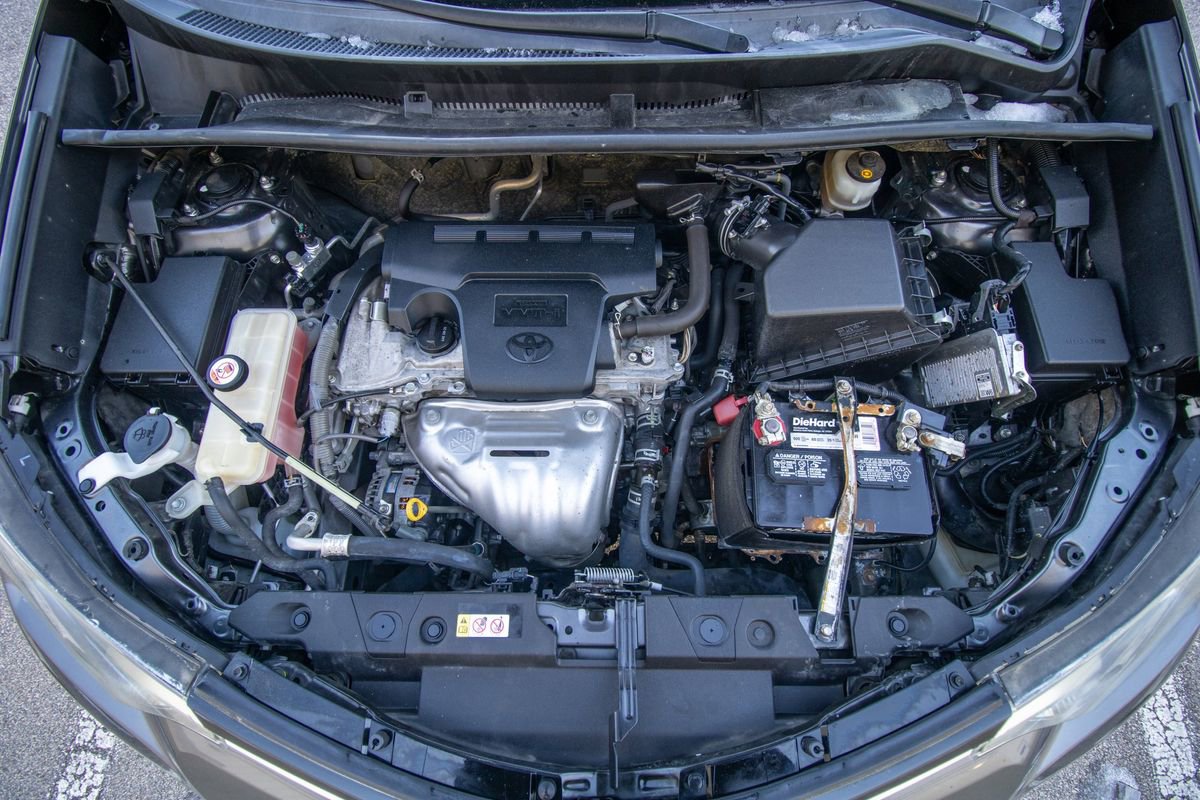 Used 2018 Toyota RAV4 XLE image 42