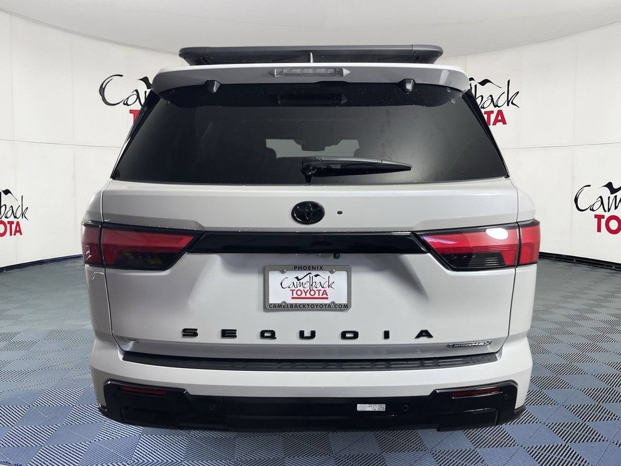 New 2026 Toyota Sequoia Platinum AWD/4WD image 7