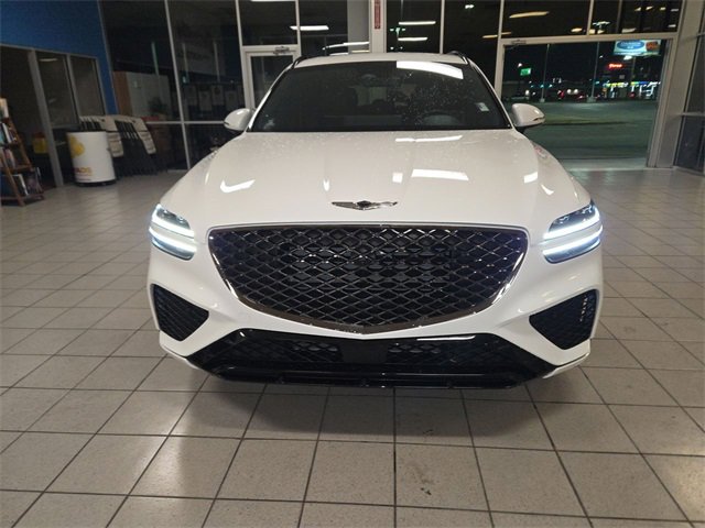 Used 2023 Genesis GV70 2.5T w/ Sport Prestige Package image 3