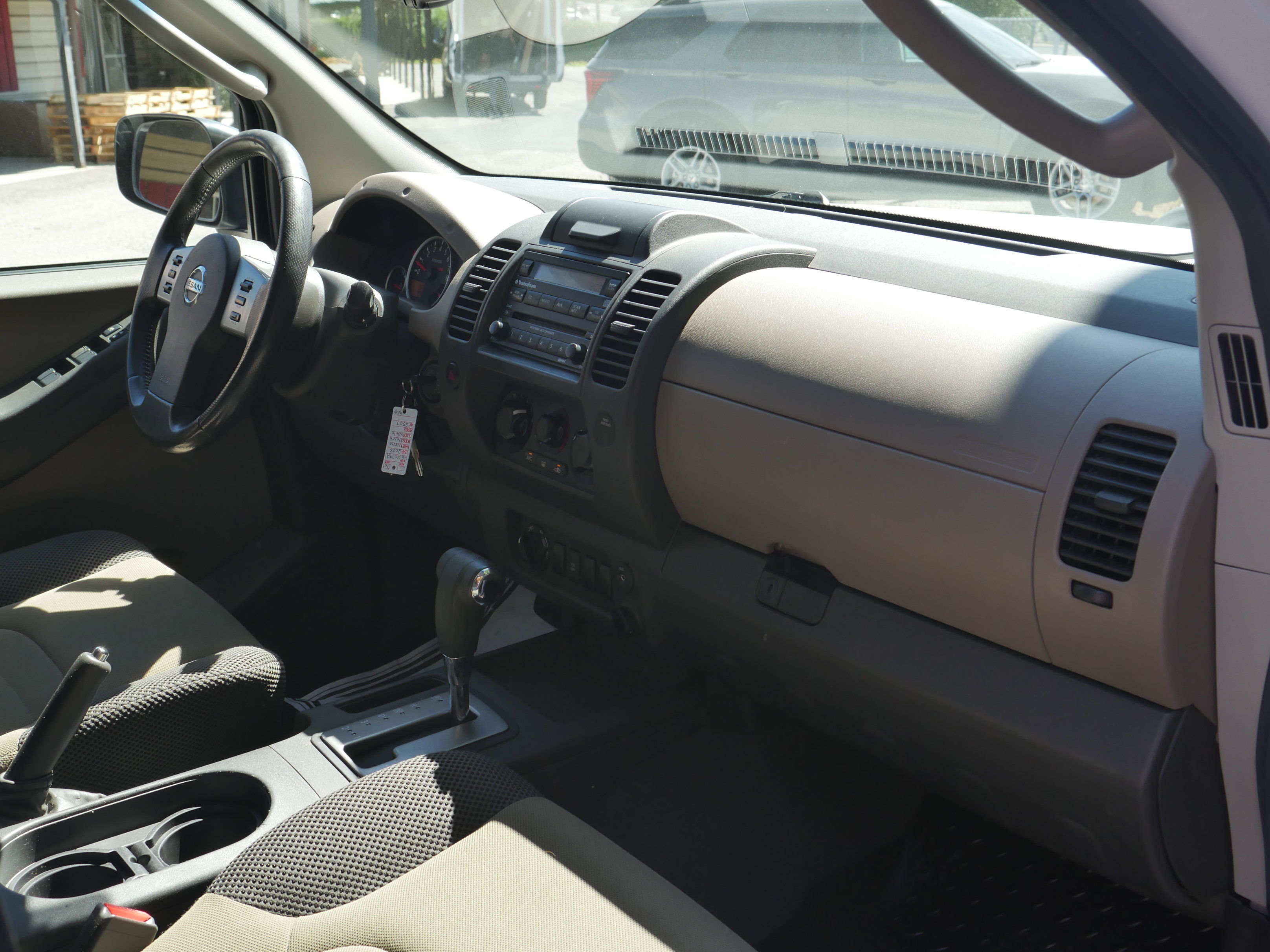 Used 2008 Nissan Xterra SE AWD/4WD image 22