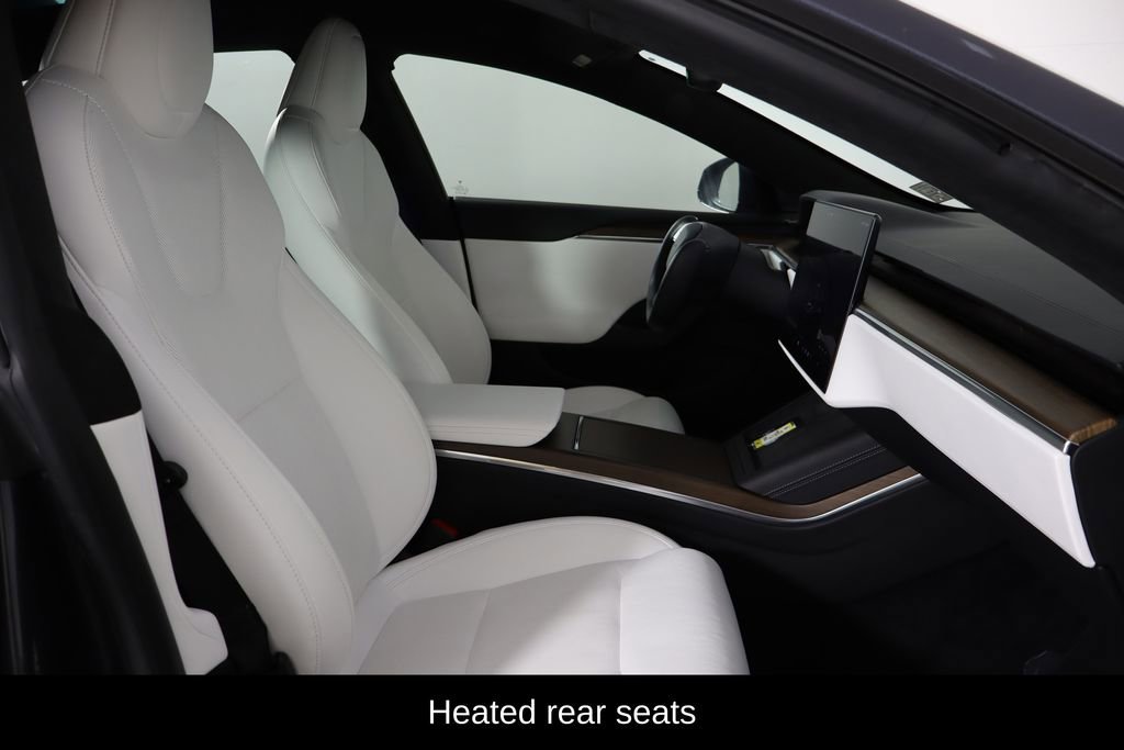 Used 2023 Tesla Model S Standard Range image 17