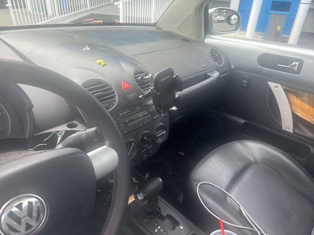 Used 2007 Volkswagen Beetle Coupe w/ Package 1 image 15