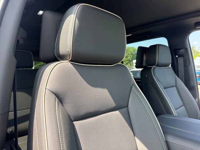 New 2026 GMC Yukon XL Elevation w/ Elevation Premium Package AWD/4WD image 31
