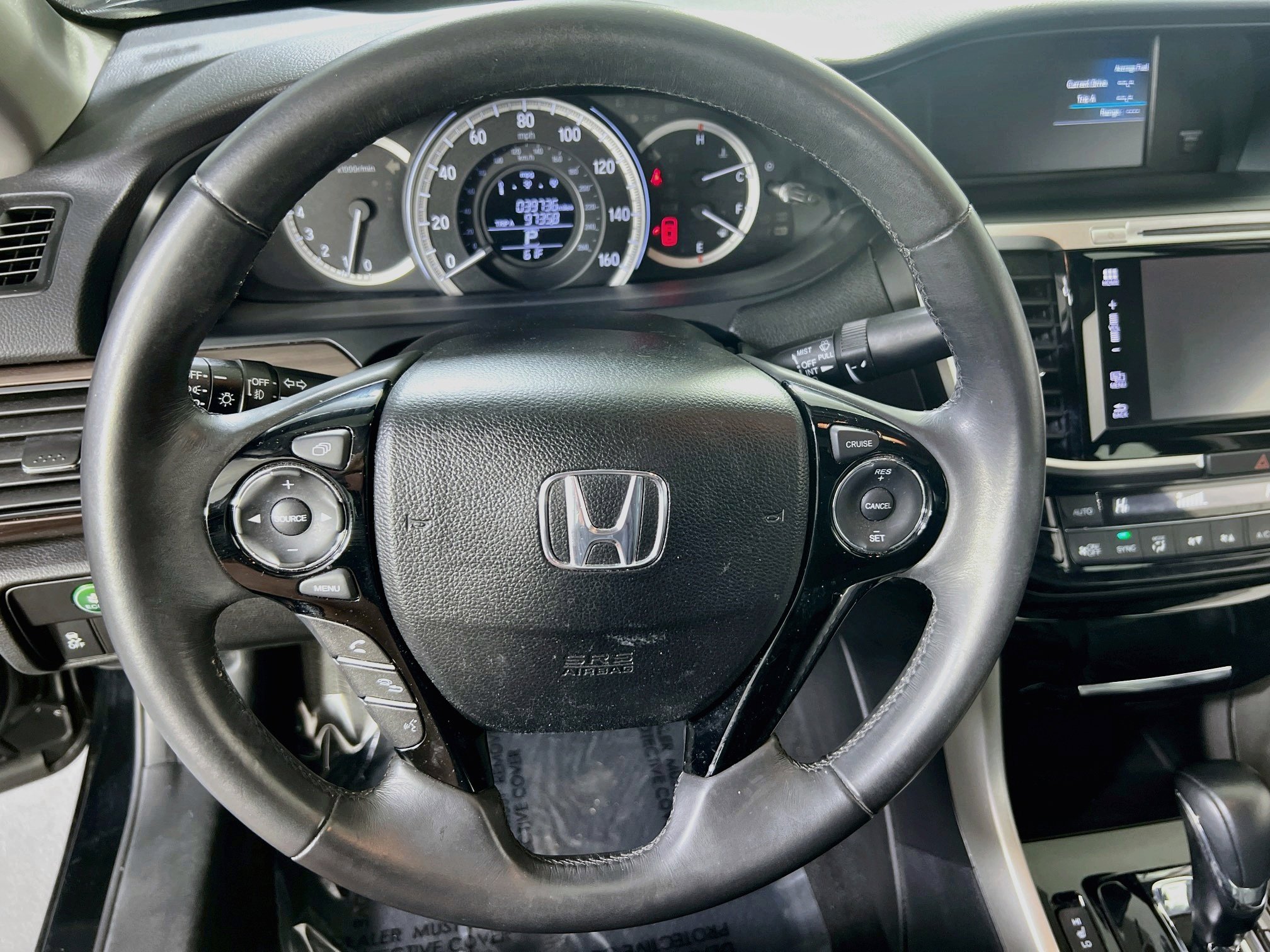 Used 2017 Honda Accord EX-L image 11