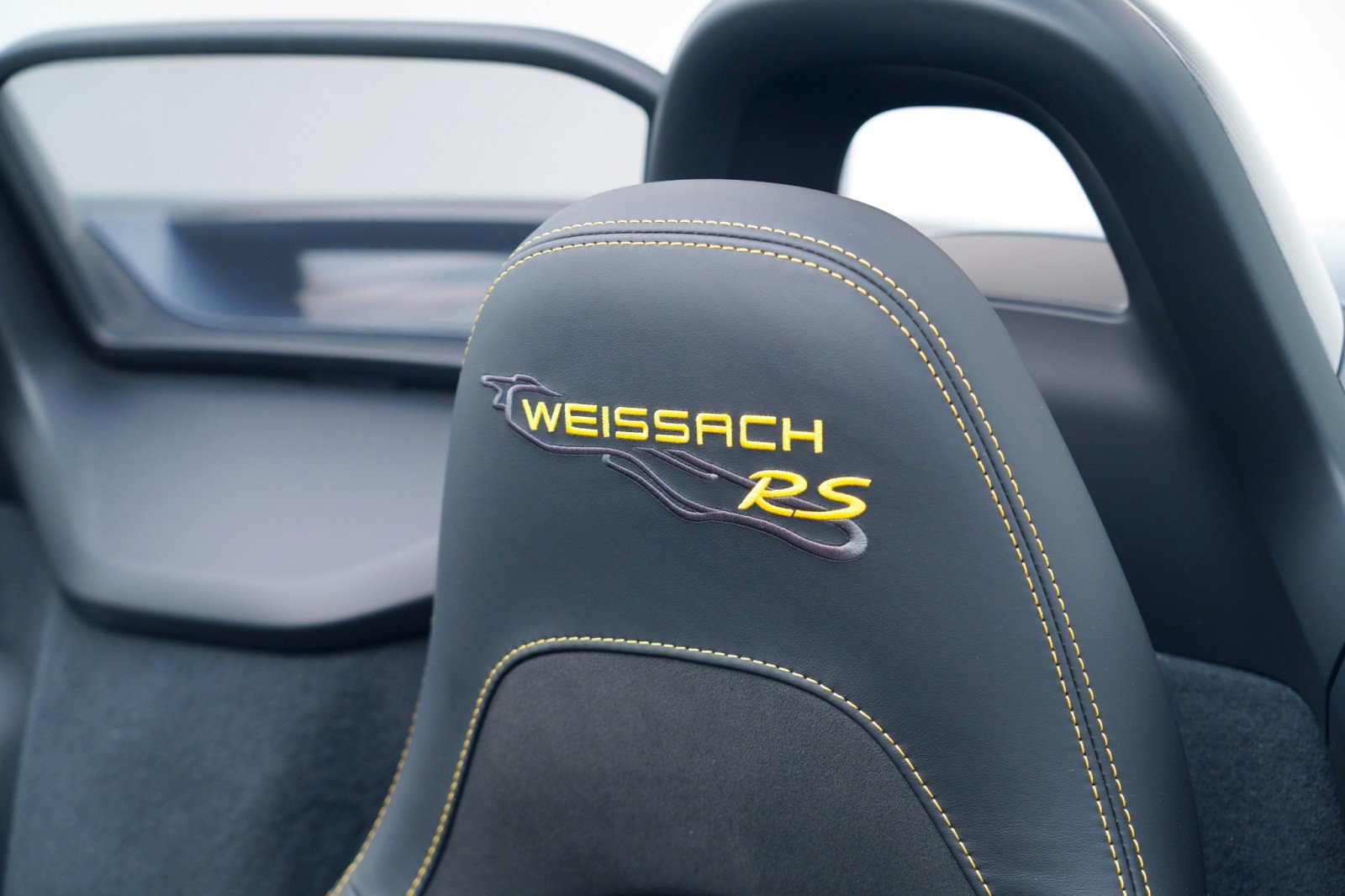 Certified 2025 Porsche 718 Boxster Spyder RS image 22