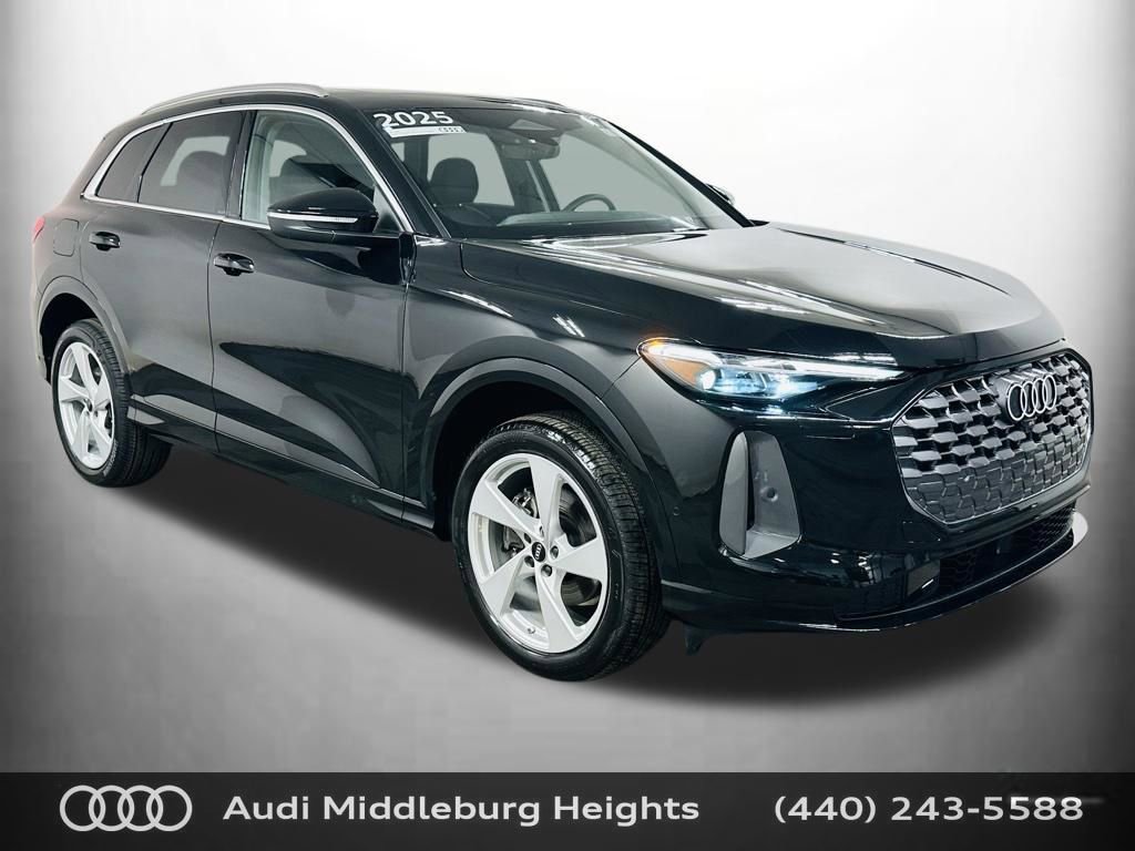 Certified 2025 Audi Q5 Premium w/ Premium Plus