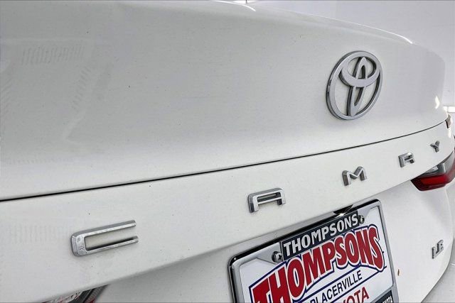 Used 2025 Toyota Camry LE image 32