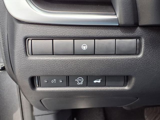 Certified 2024 Nissan Rogue SV AWD/4WD image 14