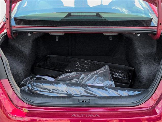 New 2025 Nissan Altima 2.5 SR image 6