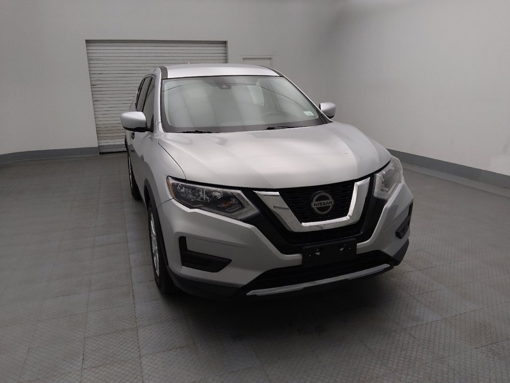 Used 2019 Nissan Rogue S image 14