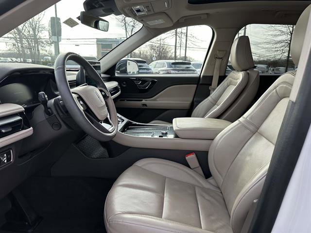 Used 2023 Lincoln Aviator Reserve w/ Elements Package Plus AWD/4WD image 13