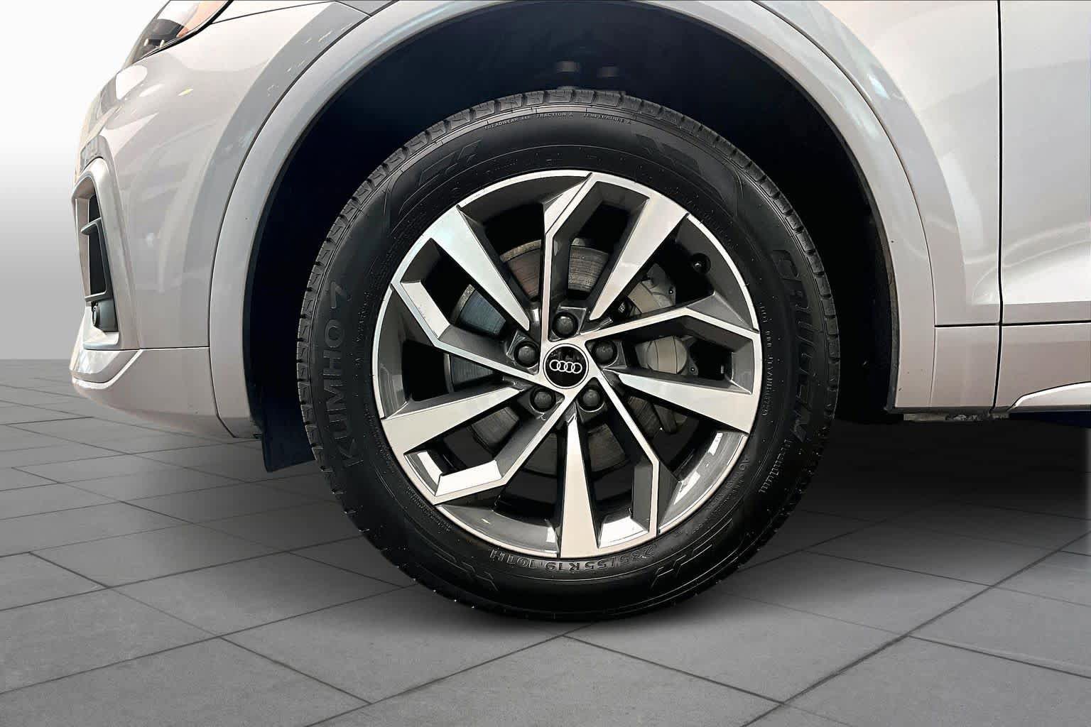Used 2023 Audi Q5 2.0T Premium Plus image 11