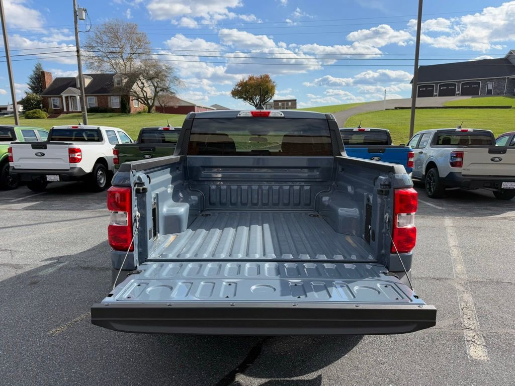 New 2025 Ford Maverick XLT w/ XLT Luxury Package FWD image 27