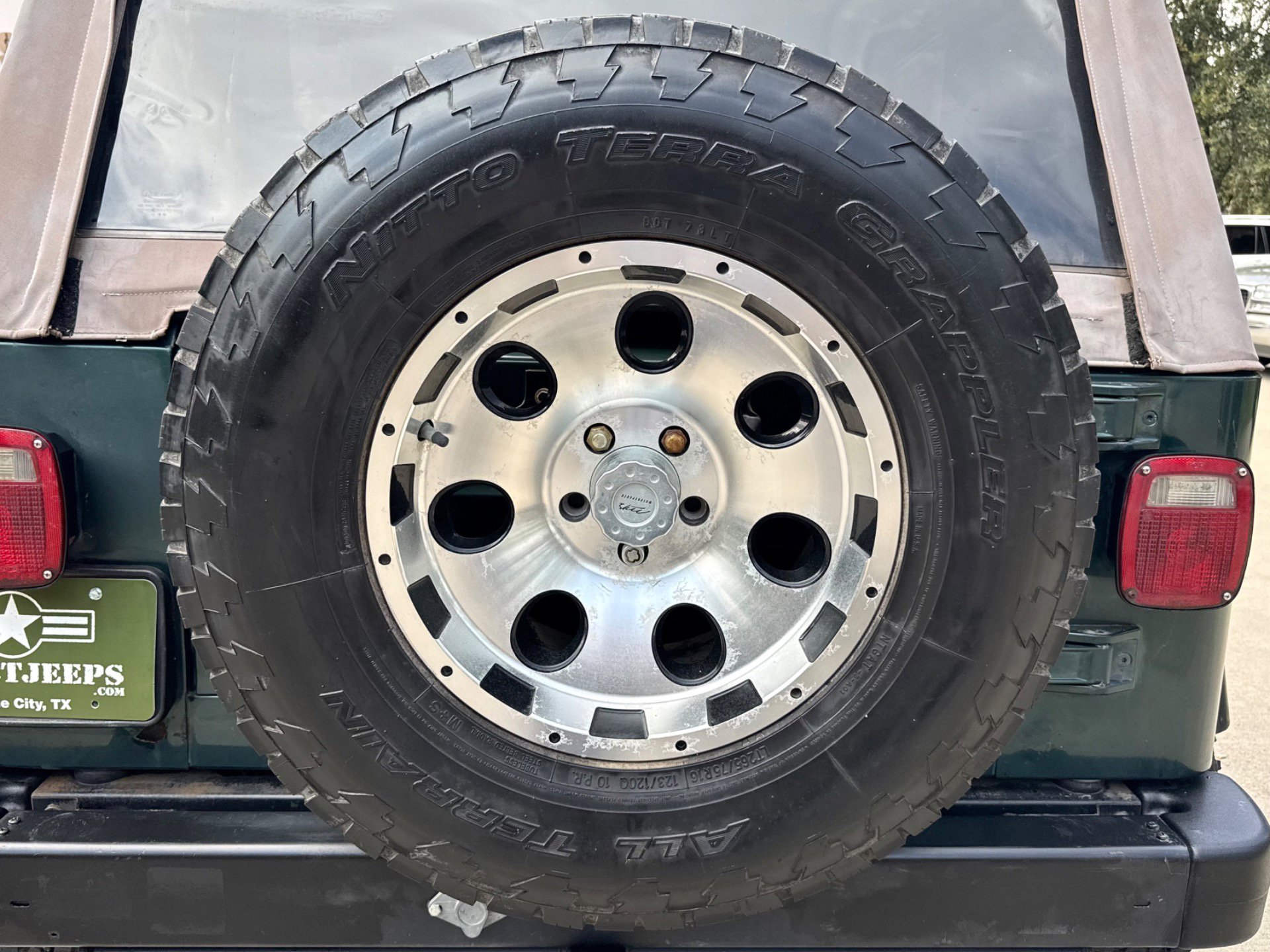 Used 2000 Jeep Wrangler Sport image 14