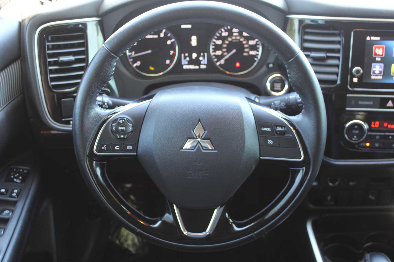 Used 2019 Mitsubishi Outlander ES AWD/4WD image 14