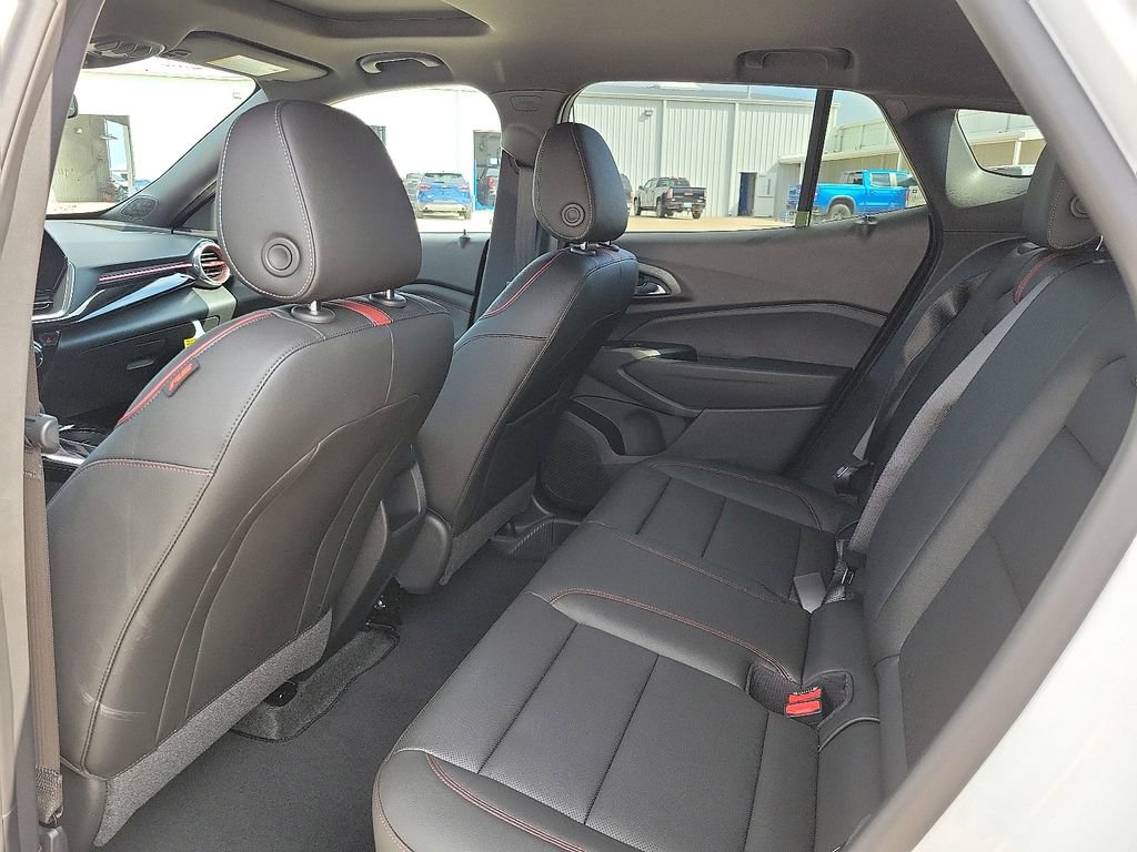 New 2026 Chevrolet Trax RS w/ Sunroof Package image 9