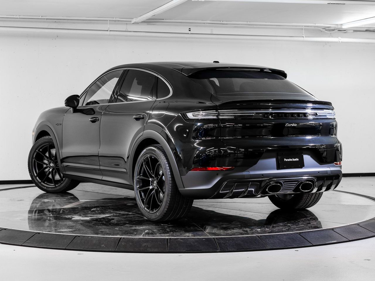 New 2026 Porsche Cayenne Turbo image 3