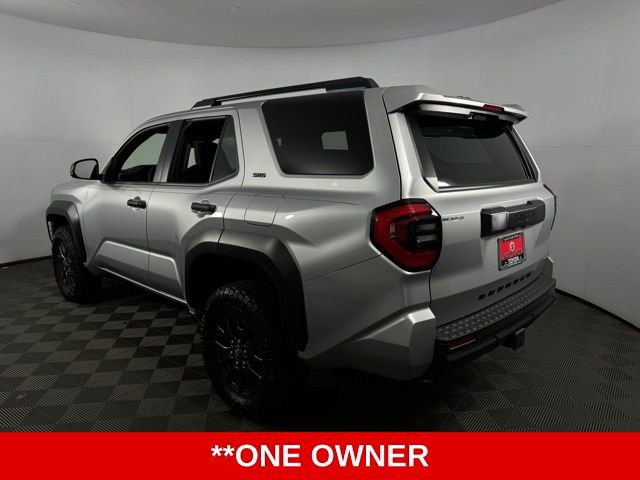 Used 2025 Toyota 4Runner SR5 AWD/4WD image 6