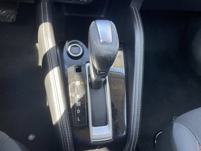 Used 2019 Nissan Kicks SR FWD image 16